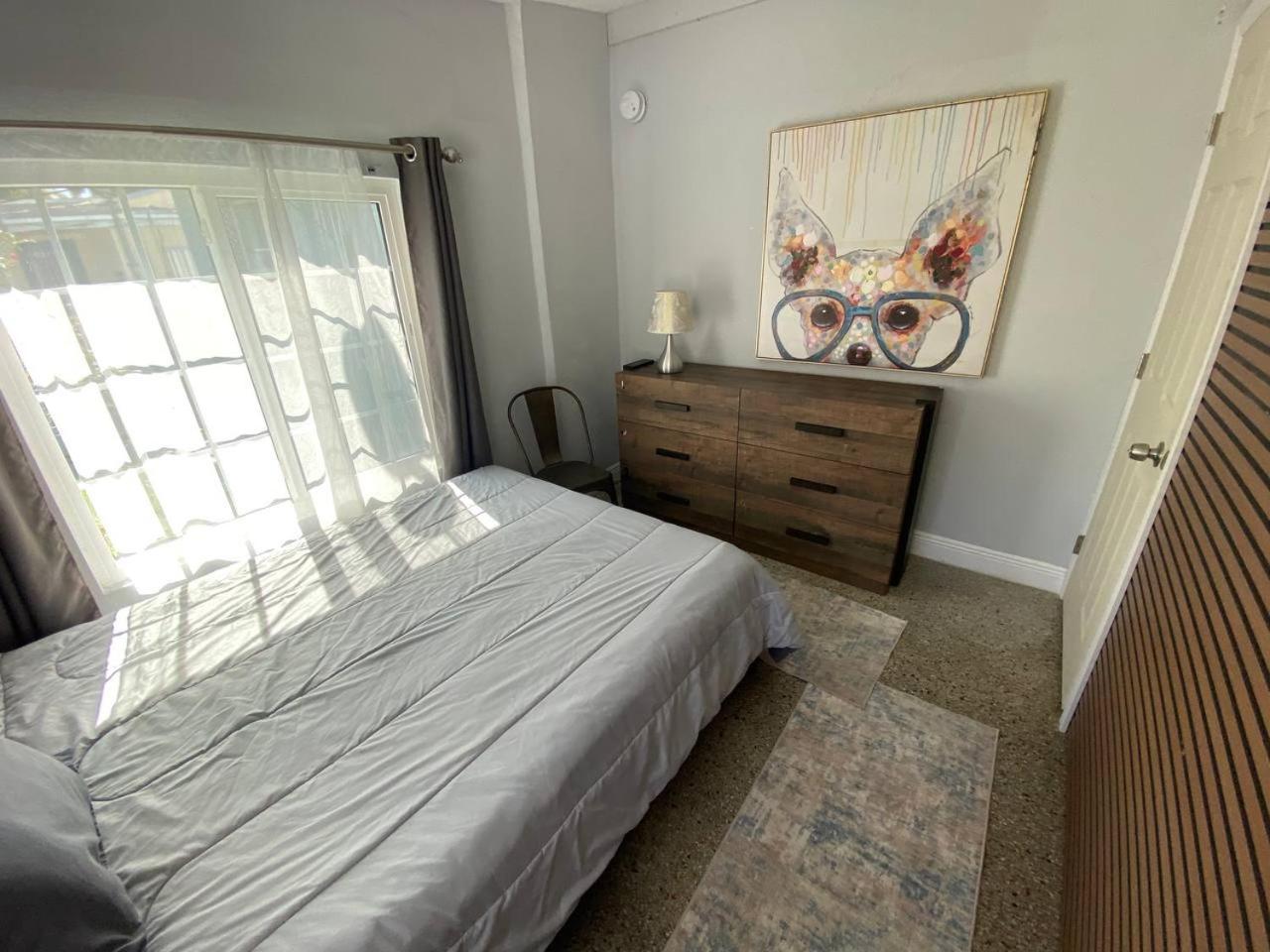 Hollywood Peaceful Hostel Dış mekan fotoğraf